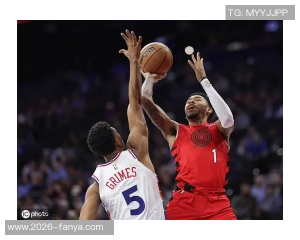 安芬尼西蒙斯表现出色14投8中三分球7中2贡献18分2助攻