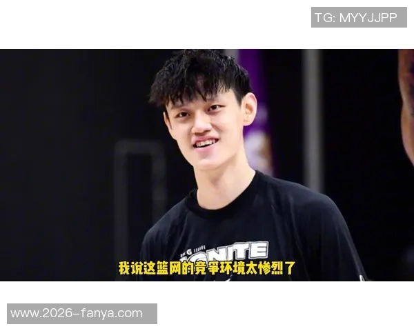 NBA中国赛半场战报托马斯表现出色曾凡博短暂登场贡献防守篮网领先太阳